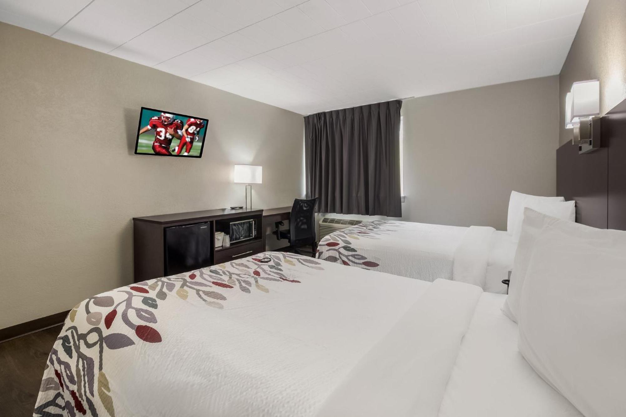 Red Roof Inn Нью-Стантон Экстерьер фото