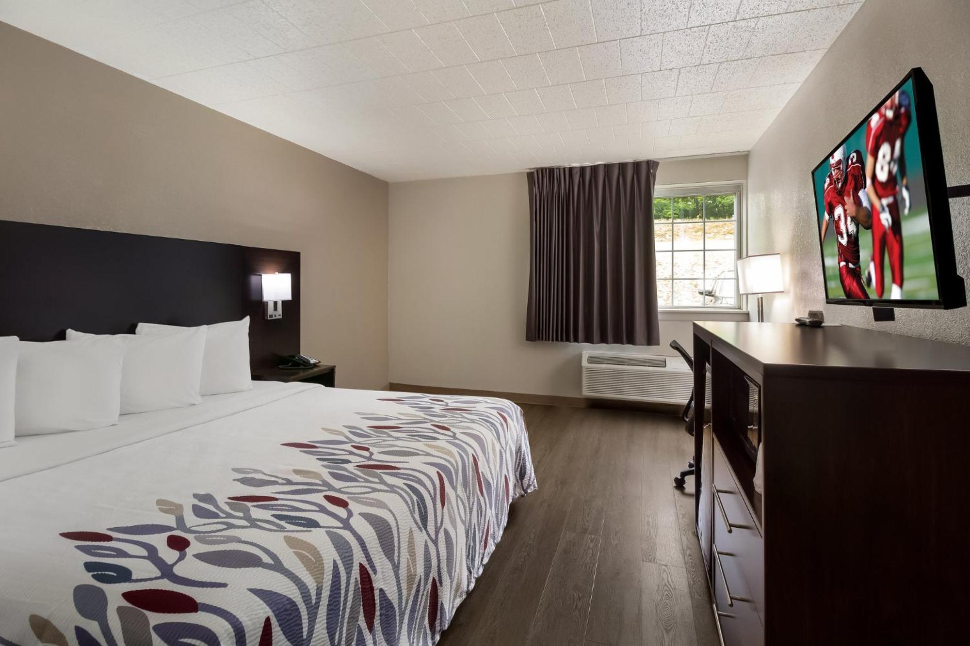 Red Roof Inn Нью-Стантон Экстерьер фото