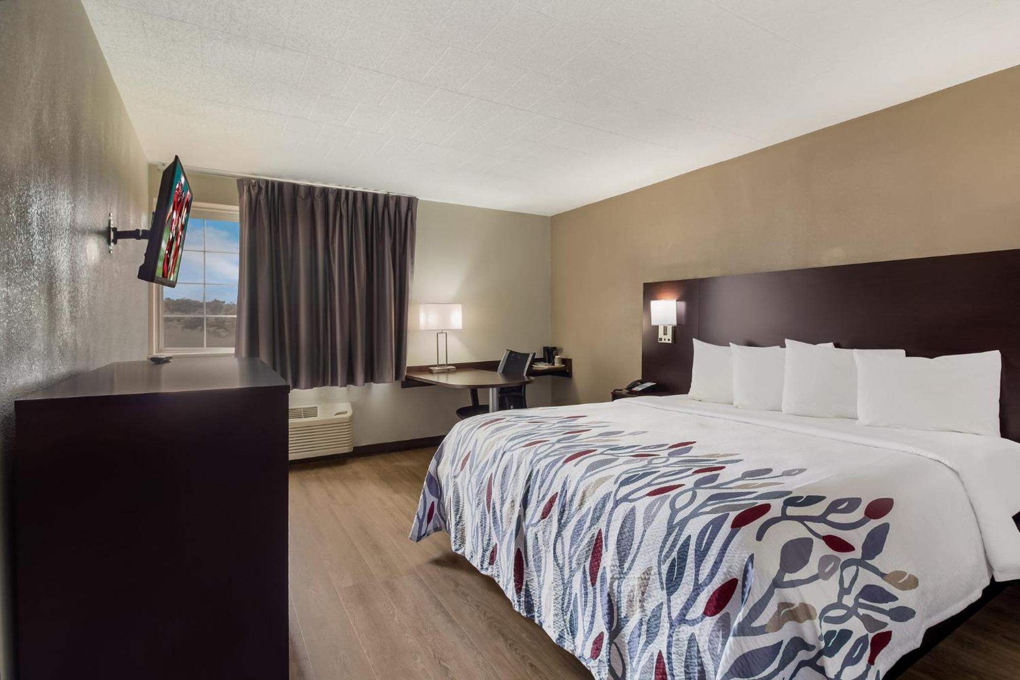 Red Roof Inn Нью-Стантон Экстерьер фото