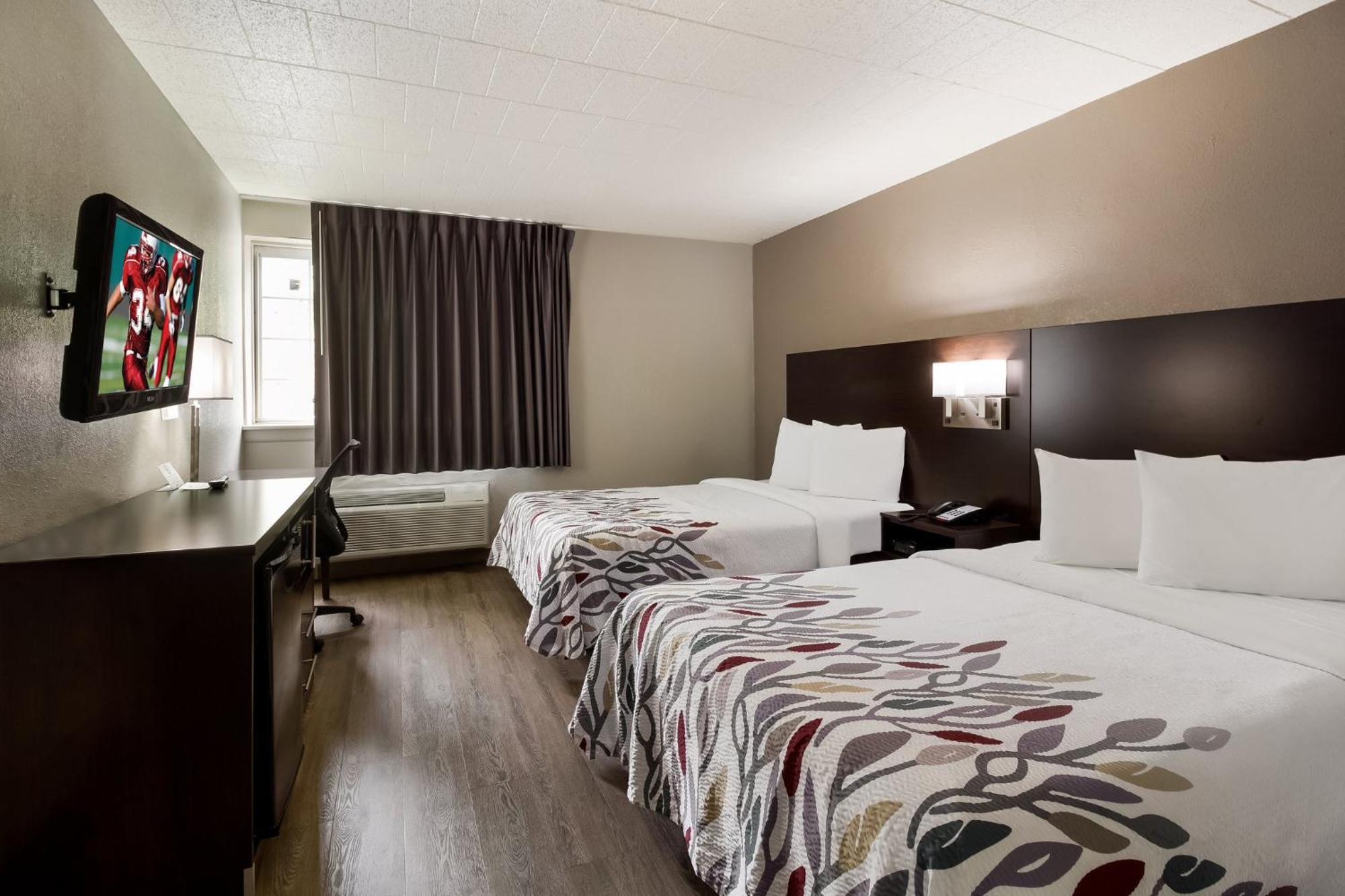 Red Roof Inn Нью-Стантон Экстерьер фото